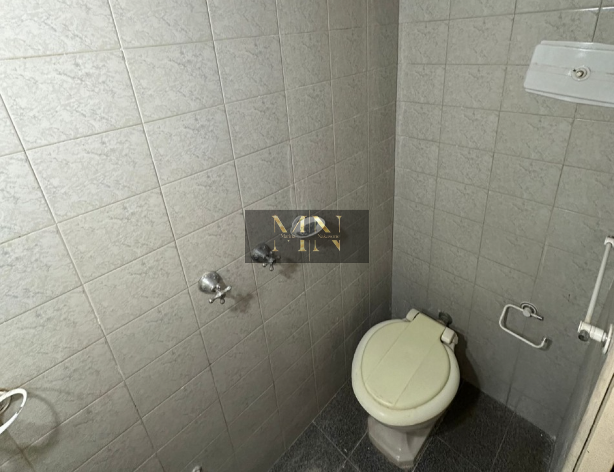 tres ambientes con  dependencia 